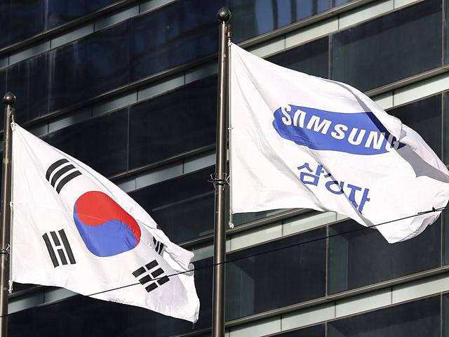 Samsung Galaxy Watch 7 will support blood pressure and electrocardiogram monitoring 