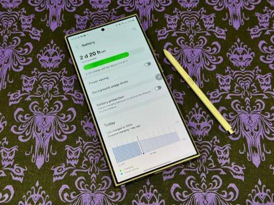 Samsung Display Showcases Unbreakable Screen Tech 
