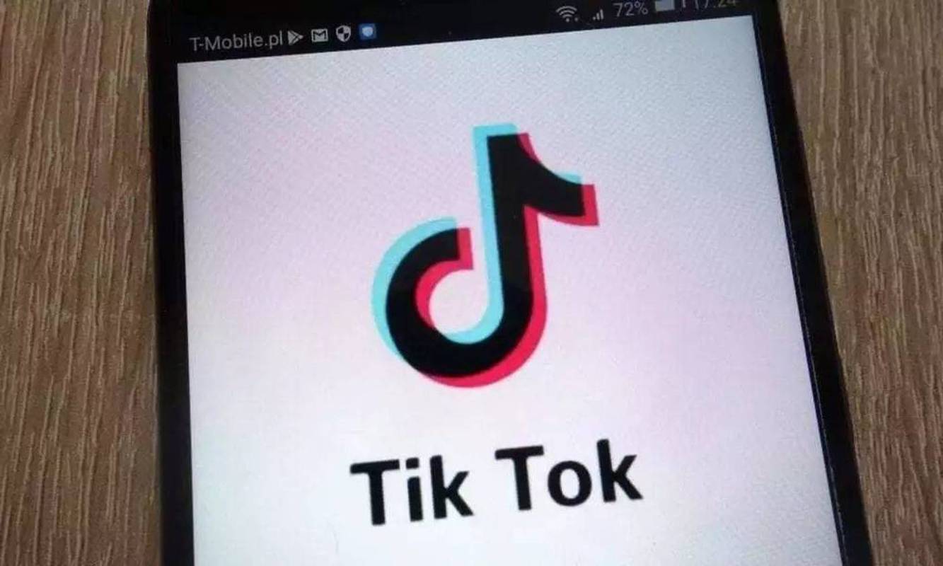 TikTok's New Feature: Virtual Networking Events 